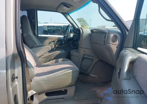 2003 Chevrolet Astro z USA, uszkodzony, nr VIN 1GNDM19X83B144536